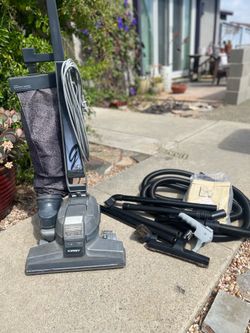 Kirby G4 vacuum