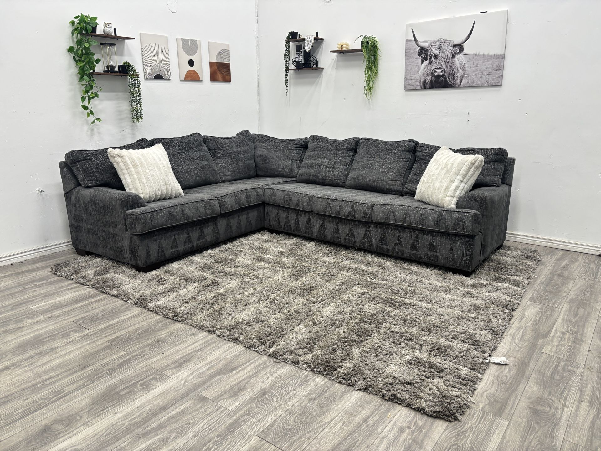 Gray Sectional Couch - Free Delivery