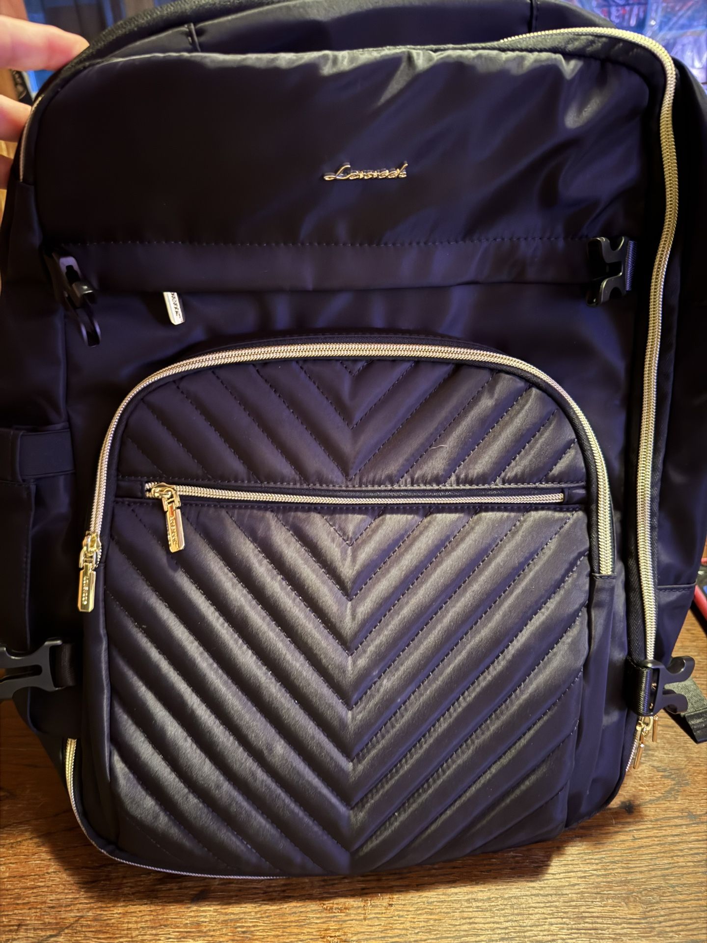 Black Lovevook Travel Bag