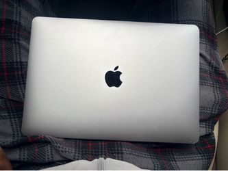 Mac book air 13”