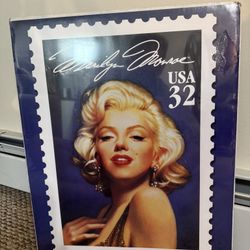 Original Issue USPS - A Legends Poster Marilyn Monroe  1995
