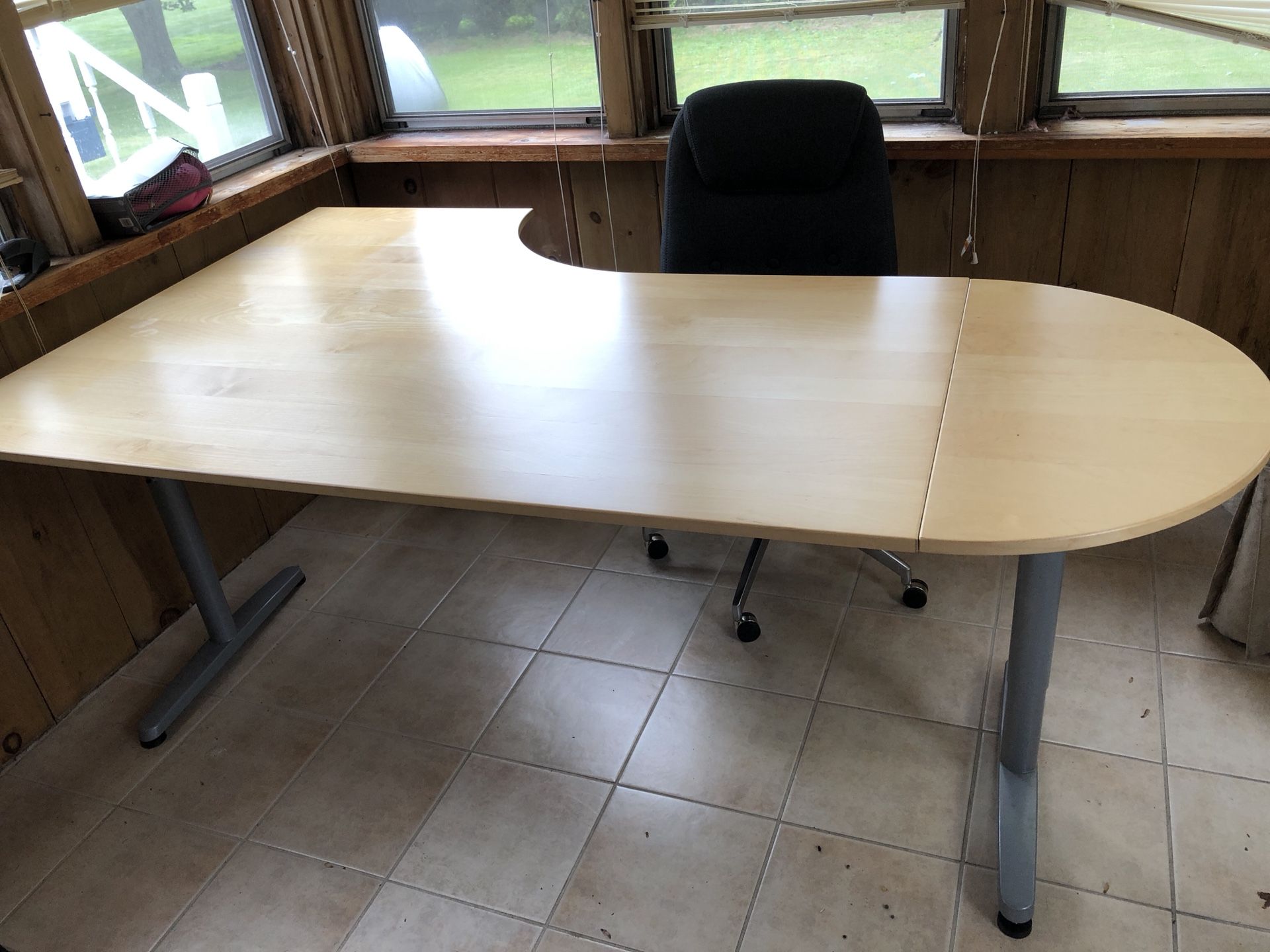 Brand New Office Desk & Chair