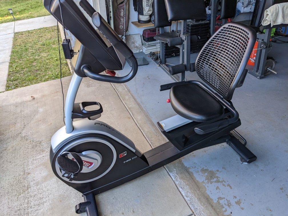 Proform 740 es recumbent exercise bike sale