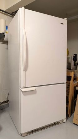 Kenmore Garage extra fridge great working condition