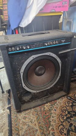 Peavey TKO 115 Bass Amp