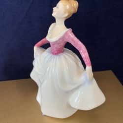 ROYAL DOULTON Porcelain Dancing Lady Figurine Perfect