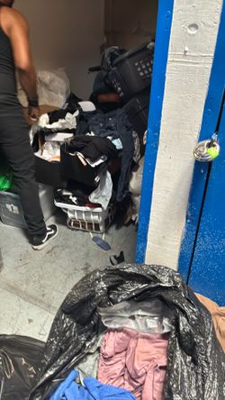 Free stuff from storage unit pick up now