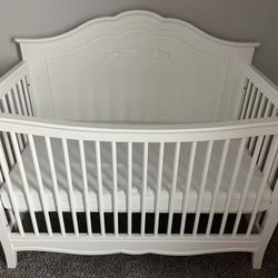 Davinci Fiona 4-in-1 Convertible Crib