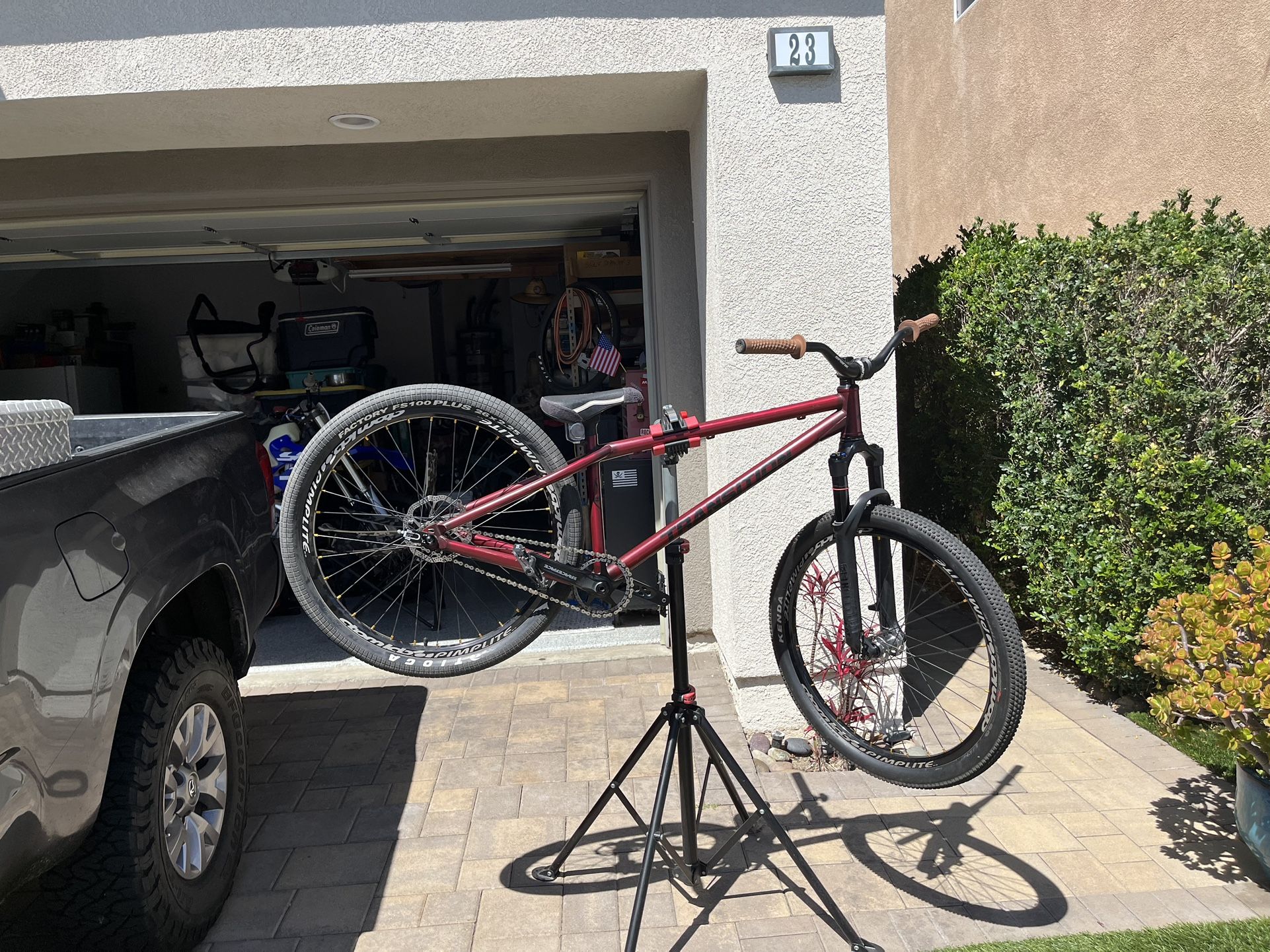 Dirt Jumper