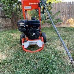 Commercial/industrial Husqvarna Pressure Washer Like New Used Twice $400OBO