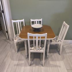 Juego de Comedor para 4 Personas.