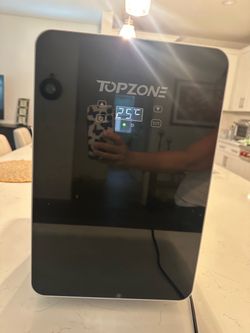Car refrigerator