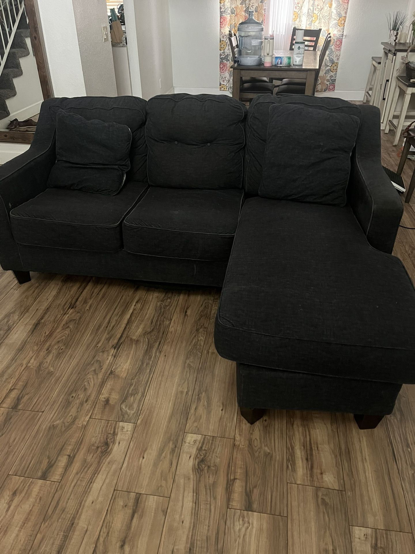 Couch Blue