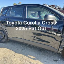 2025 Toyota Corolla Cross Part Out 