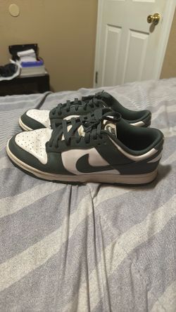 Nike Dunks