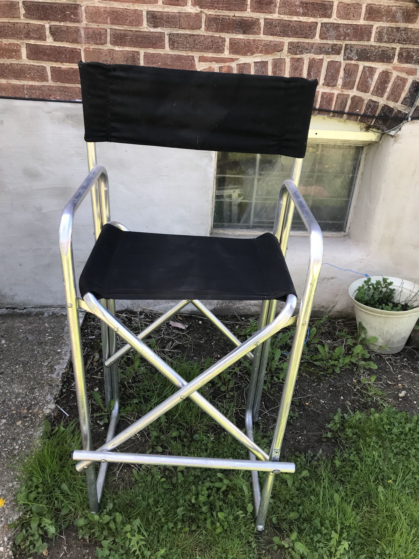 Aluminum high director chair great for selling at events