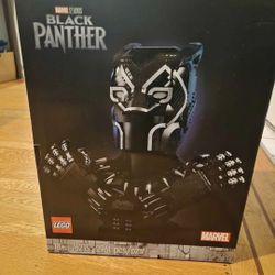 Retired LEGO Black Panther 76215 — NEW SEALED