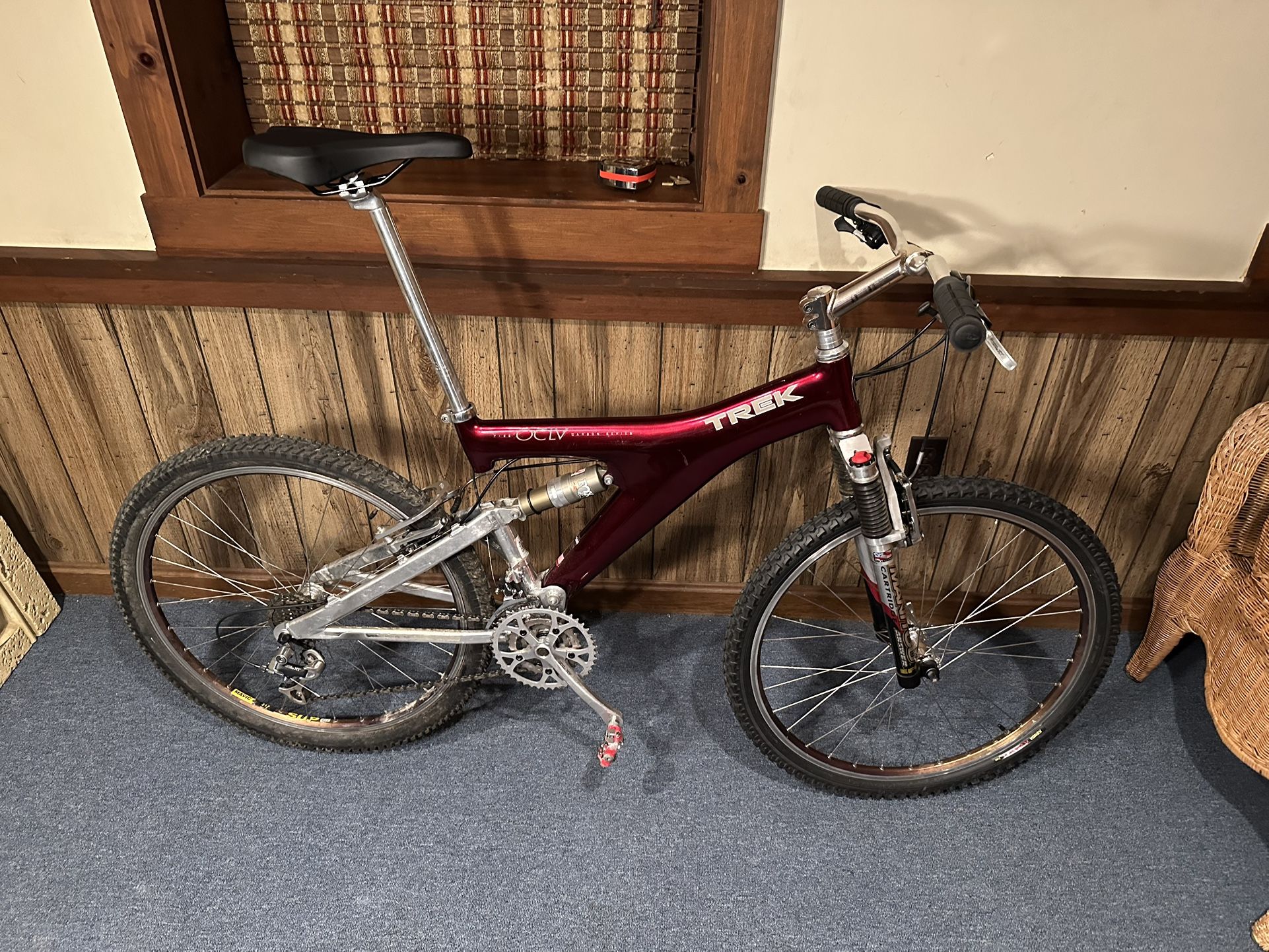 Trek Y-22 OCLV Full-Suspension Carbon Bicycle (Just Serviced!)