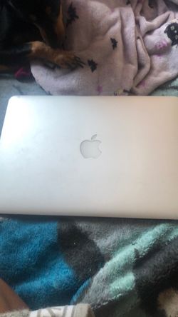Apple MacBook Laptop Silver
