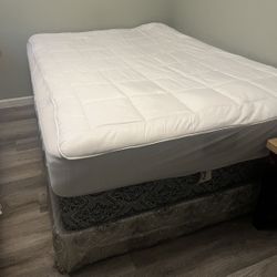 Queen Mattress & Box Spring