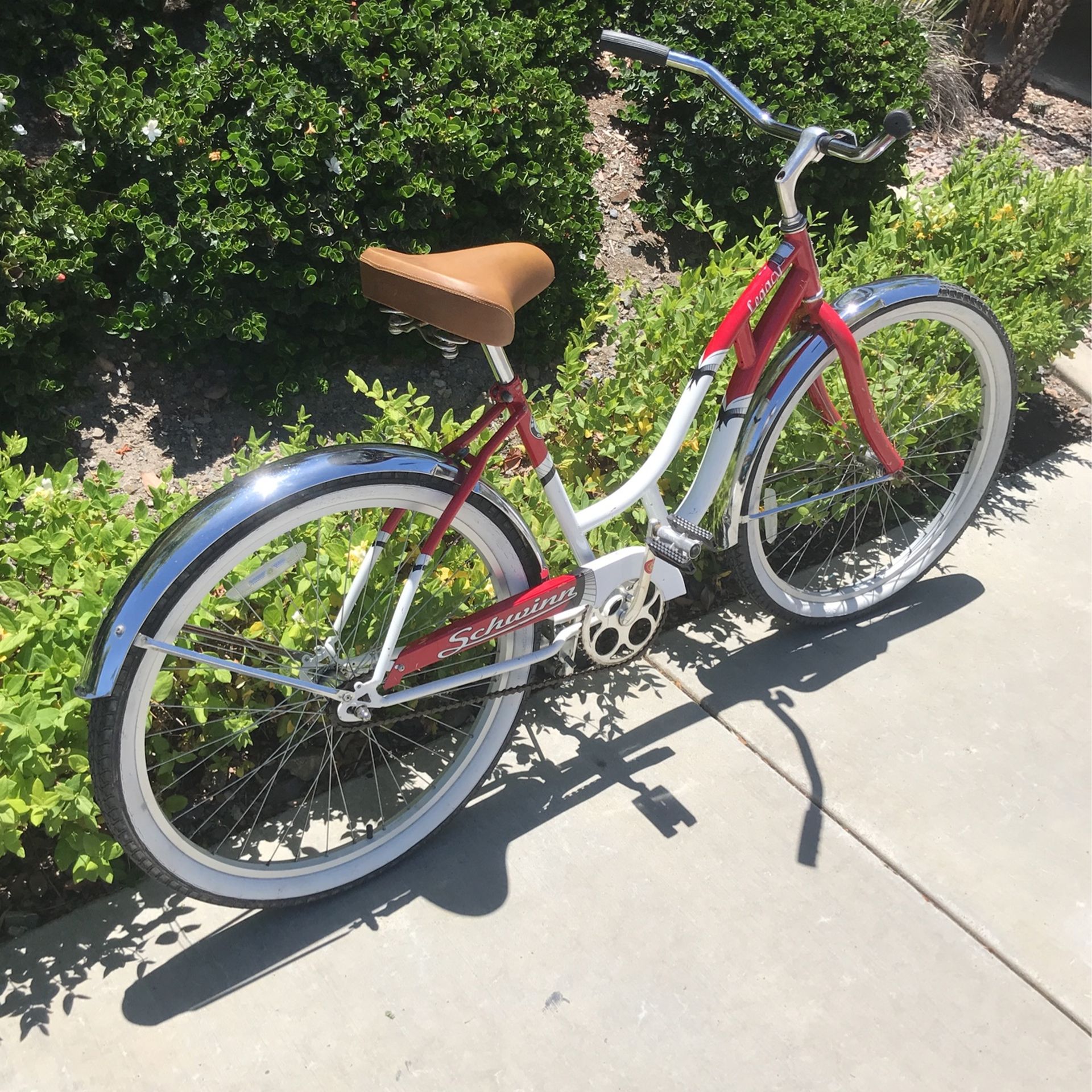 Schwinn legacy beach cruiser red 2025