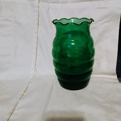 BEE  HIVE  VASE