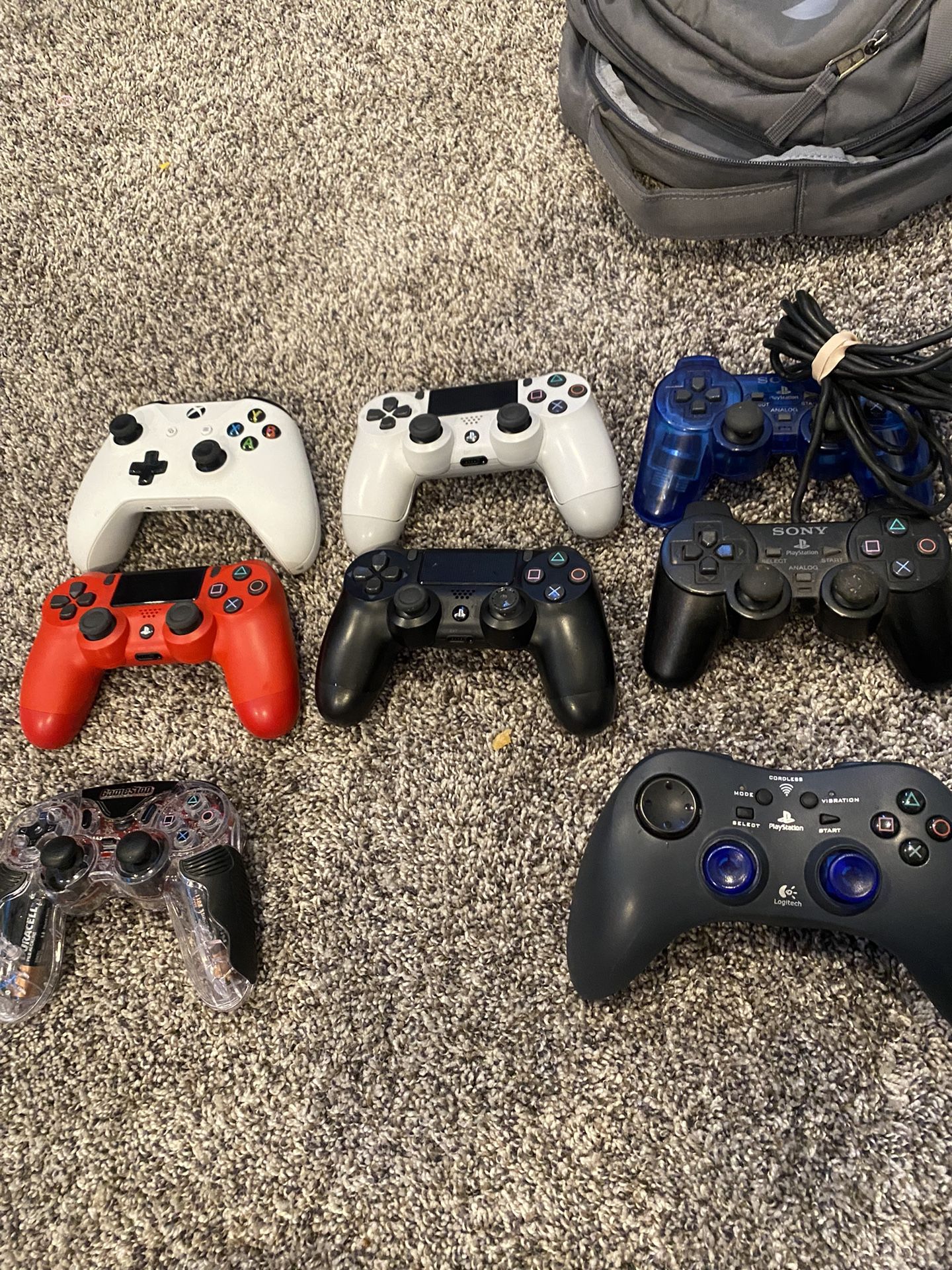 PlayStation/ Xbox Controllers