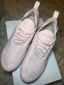Nike 270 in pink