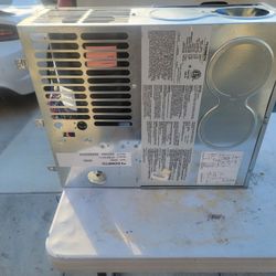 Dometic Furnace Model#DFMD30111 $500 OBO
