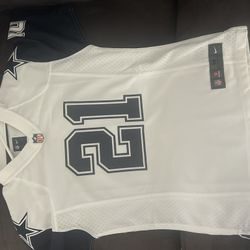 Ezekiel Elliot, Dallas Cowboys Jersey