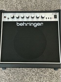 Behringer HA 20-R Amplifier