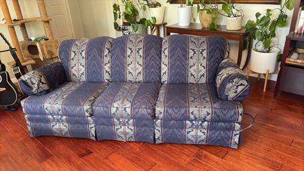 Free Couch