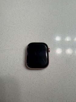 Apple Watch Series 10 GPS 42mm Rose Gold Aluminum — $275 OBO