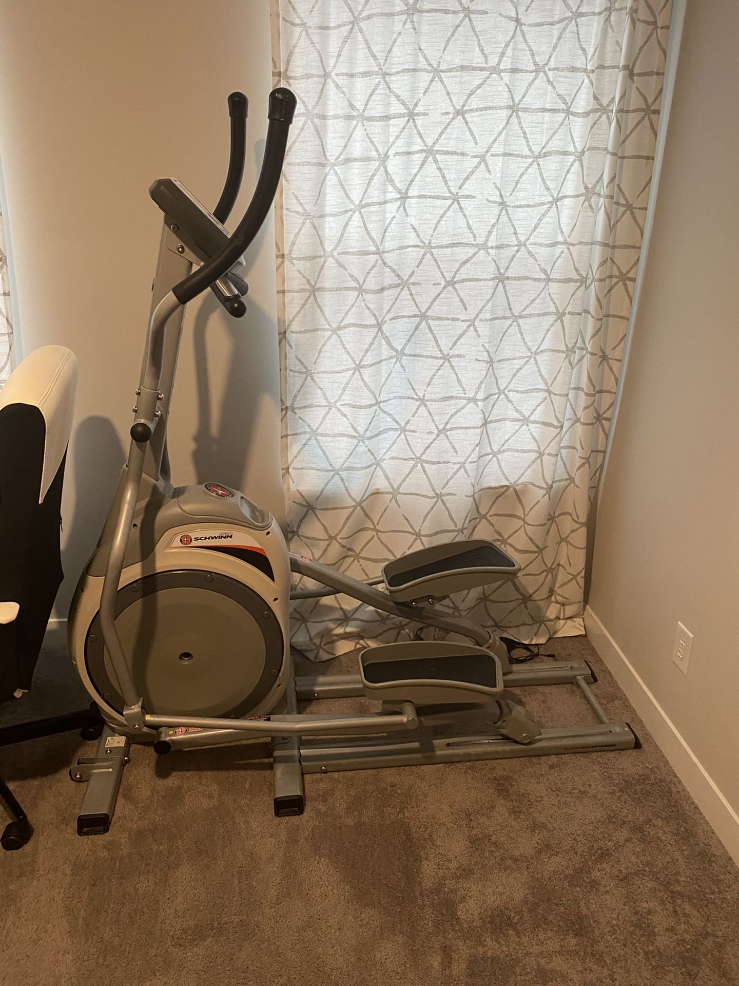 Elliptical - Schwinn 420