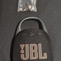NEW JBL CLIP 5 SPEAKER & CHARGER ONLY (NO BOX)