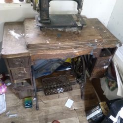 old sewing machine 