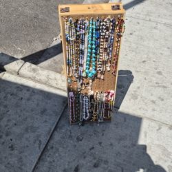 Custom Jewlery !!!!25$ Necklace And Bracelet Or 10-5 For Bracelet 