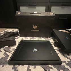 Gaming Laptop Predator Helios 300 RTX 3070