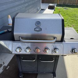 Expert 5 Burner Propane Grill