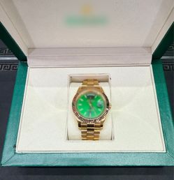 Day Date Watch