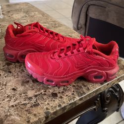 nike airmaxes for Sale in Houston TX OfferUp