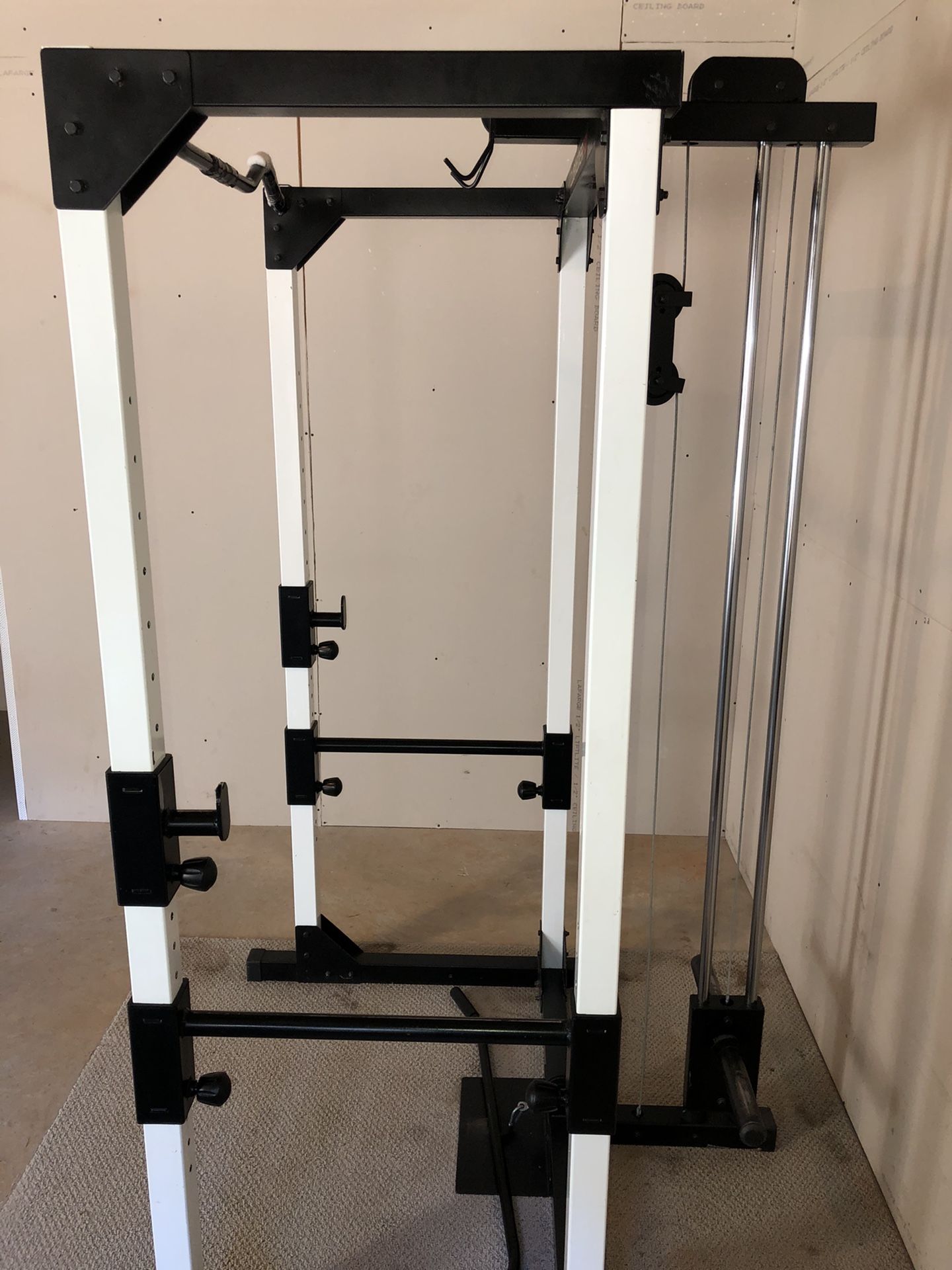 Club Weider 560 Power Rack Bar Weight Bench for Sale in Conyers GA OfferUp
