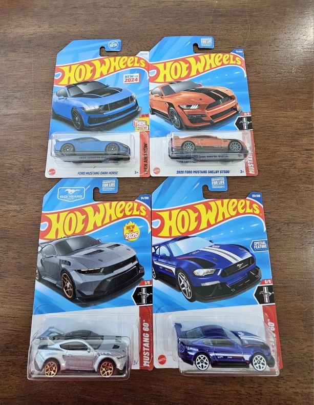 Hot Wheels Ford Mustangs Lot