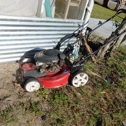 Lawnmower 