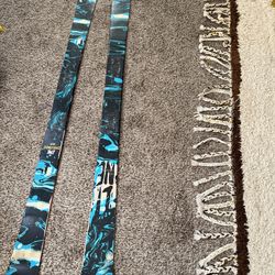 The Line Chronic 178cm skis
