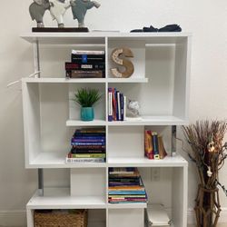 White Shelf/wall unit