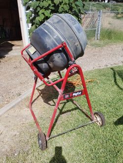 Cement/Concrete mixer