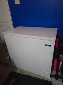 Magic Chef Chest Freezer White