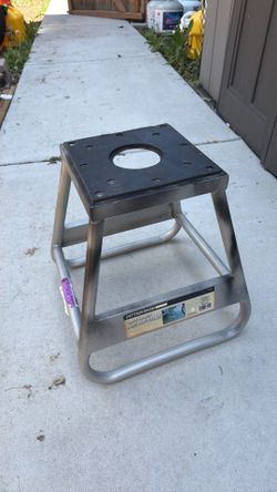Dirt bike stand