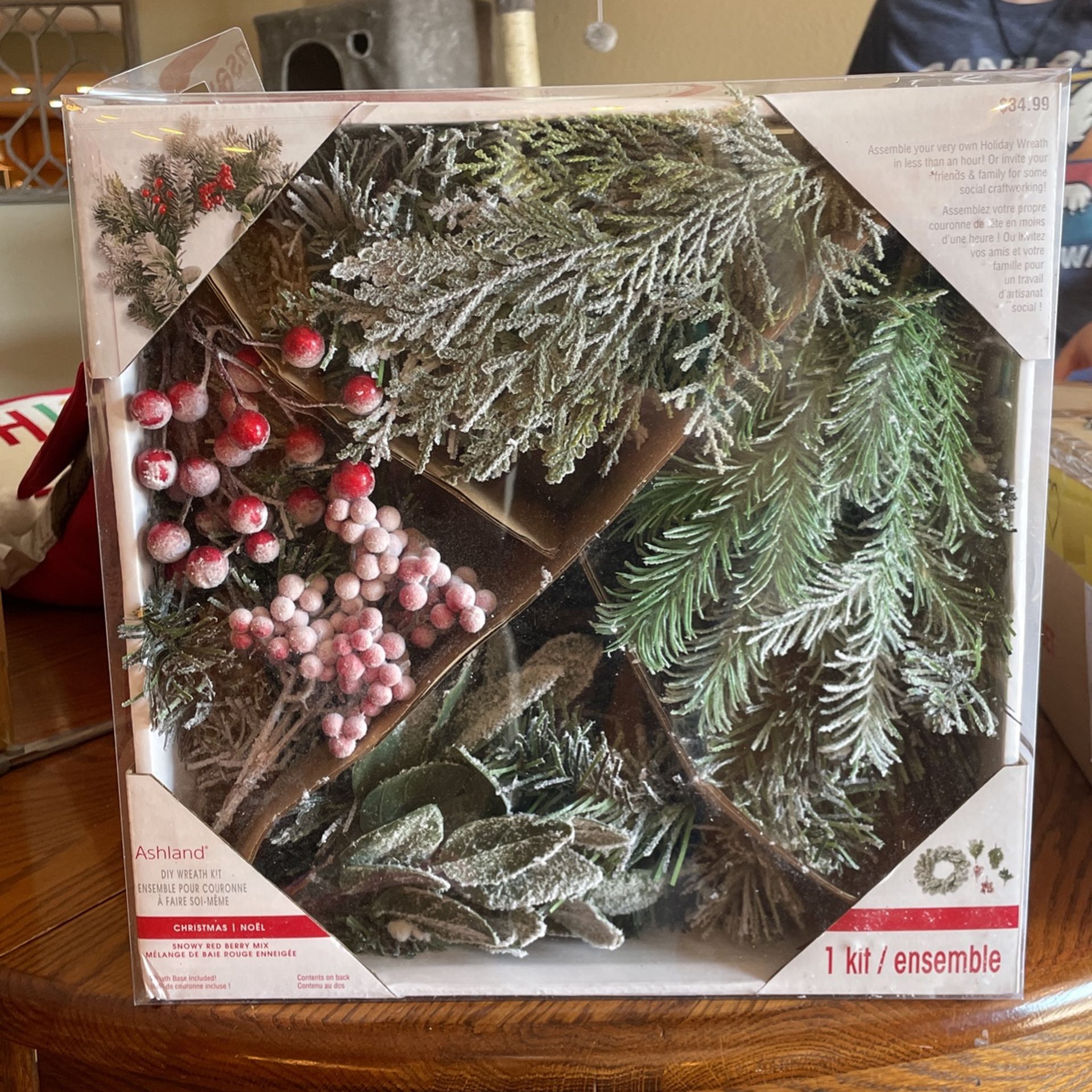 Ashland DIY Wreath Building Kit